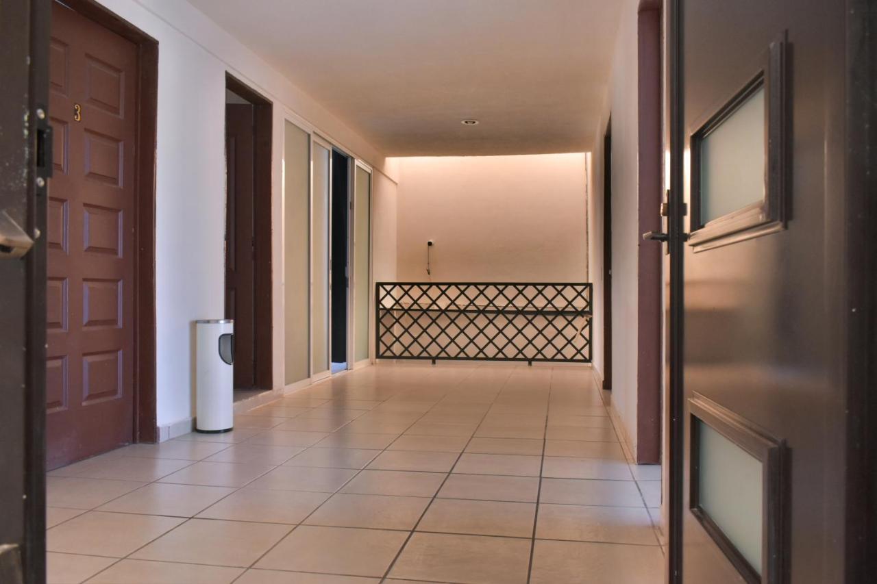 4 Venator House Boutique Aparthotel Leon Ngoại thất bức ảnh